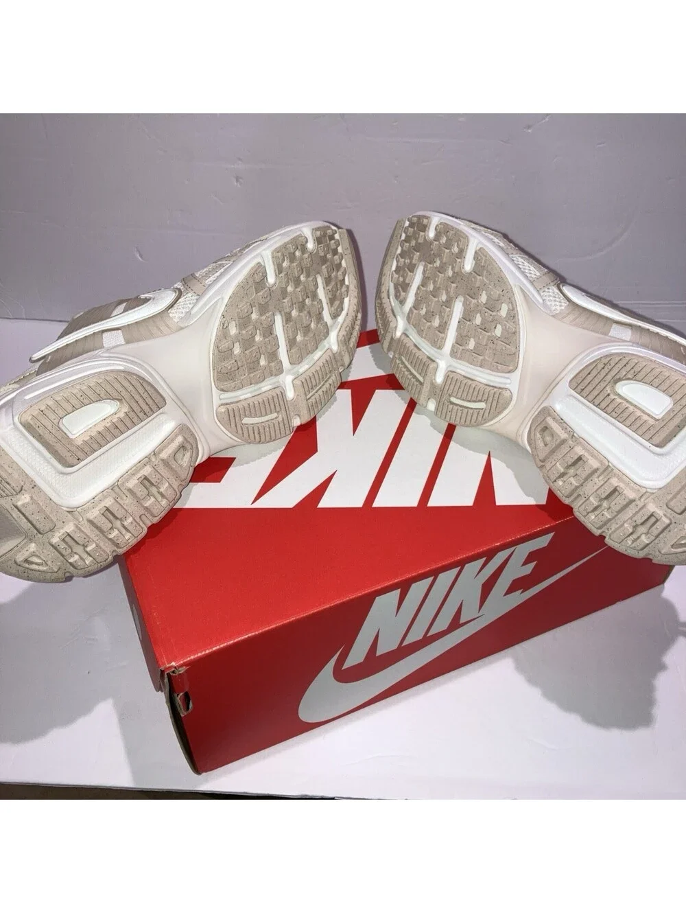 Nike V2K Run Sail Sanddrift Phantom Women's Size 8 Mesh Lace-Up HV3917-133 NEW